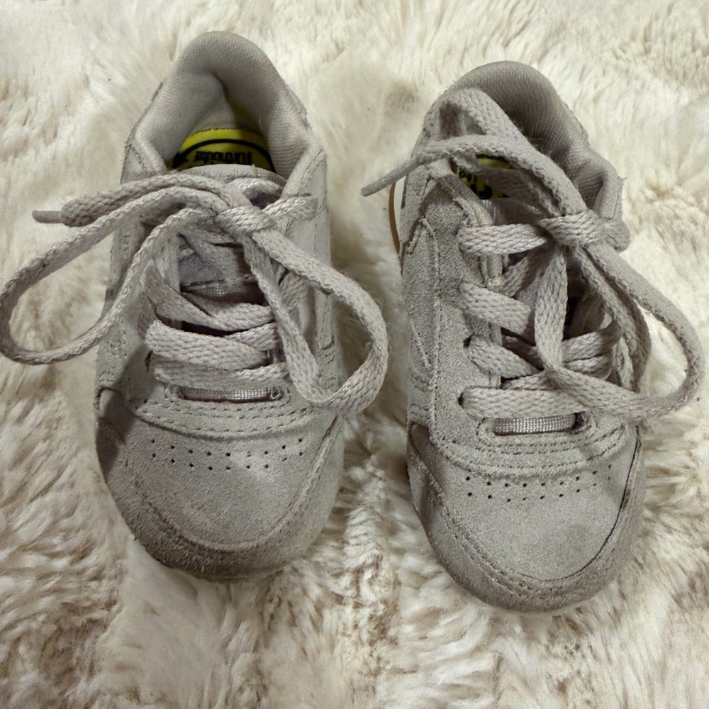 Reebok Light Gray Kids Sneakers